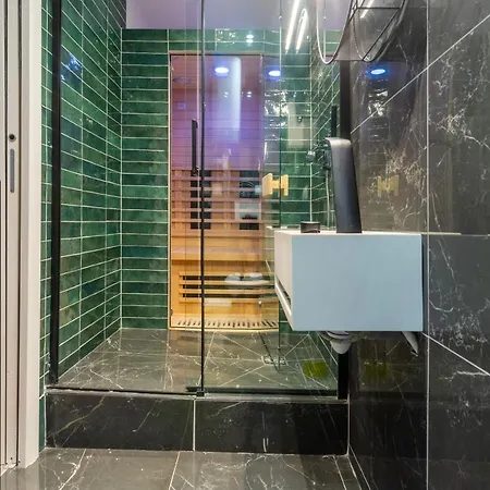 Luxe Marais Getaway - Exclusive Avec Sauna Apartment